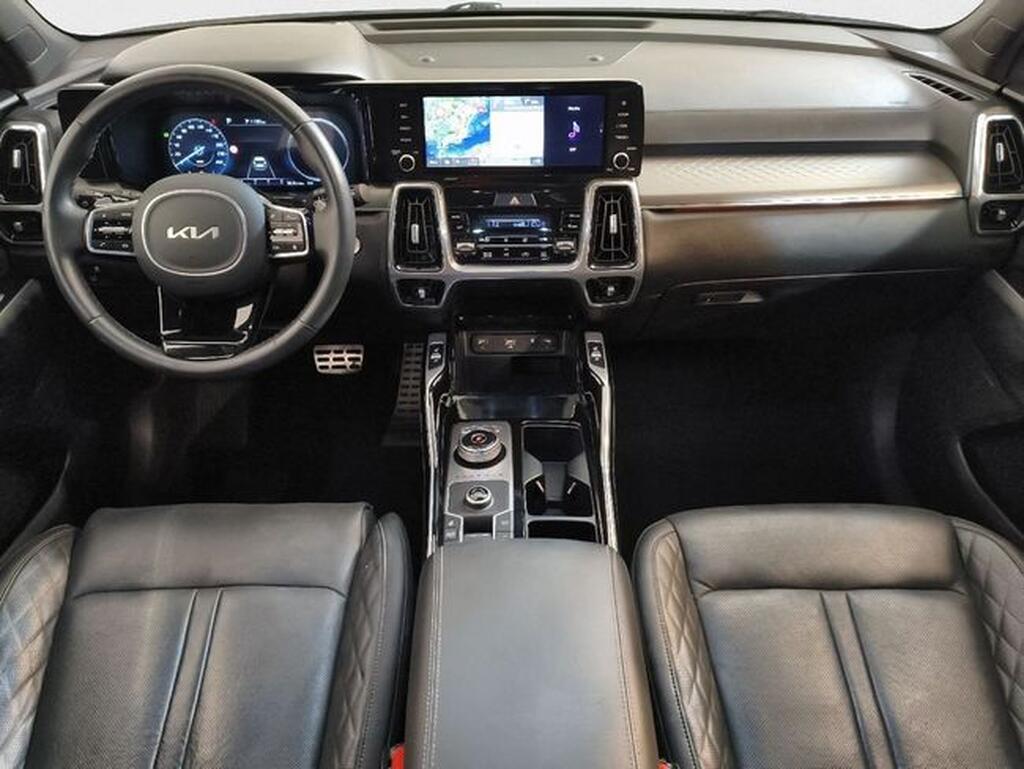 Kia Sorento 1.6 T-GDi HEV Black Edition 4x2 7pl Segunda mano