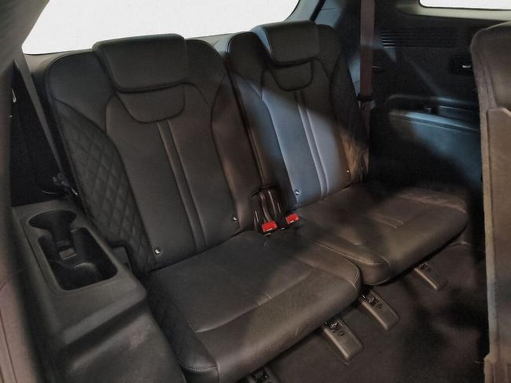 Kia Sorento 1.6 T-GDi HEV Black Edition 4x2 7pl Segunda mano
