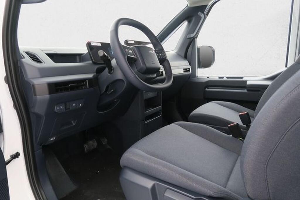 Kia PV5 Passenger Passenger L2H1 Medium Range Essential Km0
