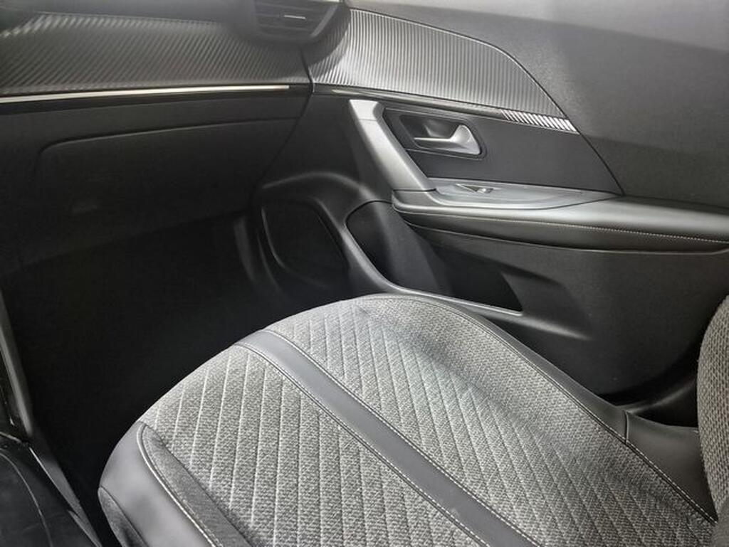 Peugeot 2008 2008 1.5 BLUEHDI 130 S&S ALLURE AUTO 5P 34