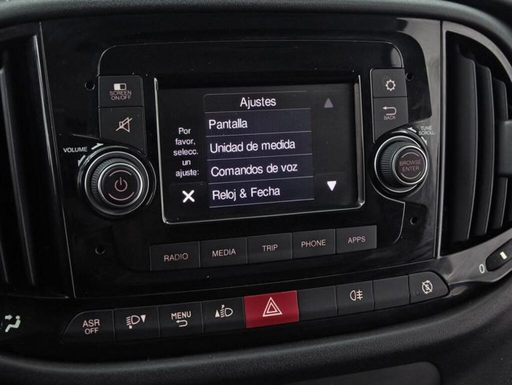 Fiat Doblò 1.3 MULTIJET 95 SX 4P 23