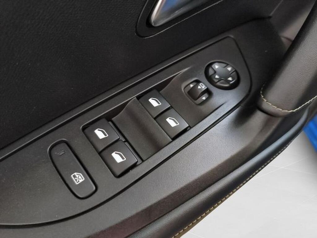 Peugeot 2008 GT Puretech 130 S&S EAT8 11