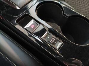 Peugeot 2008 GT Puretech 130 S&S EAT8 23