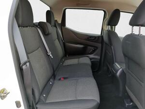 Nissan Navara 2.3 DCI 163CV VISIA DC 4WD 4P 8