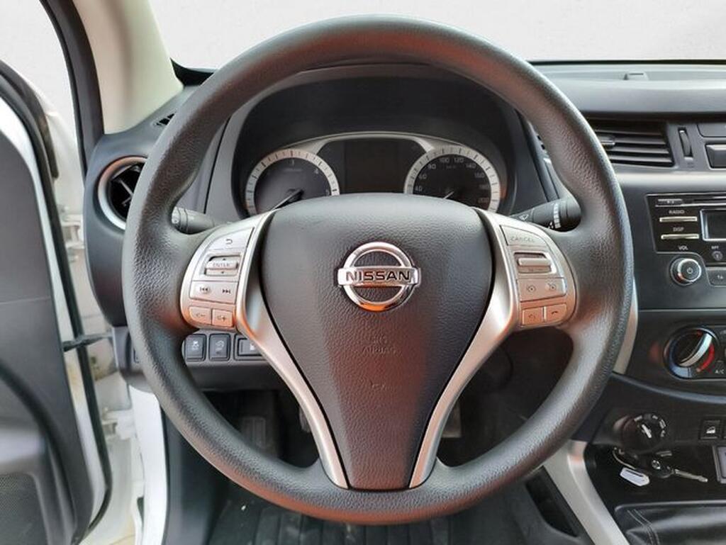Nissan Navara 2.3 DCI 163CV VISIA DC 4WD 4P Segunda mano