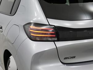 Peugeot 208 Allure Puretech 100 34