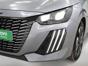 Peugeot 208 Allure Puretech 100 35
