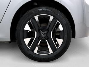 Peugeot 208 Allure Puretech 100 11
