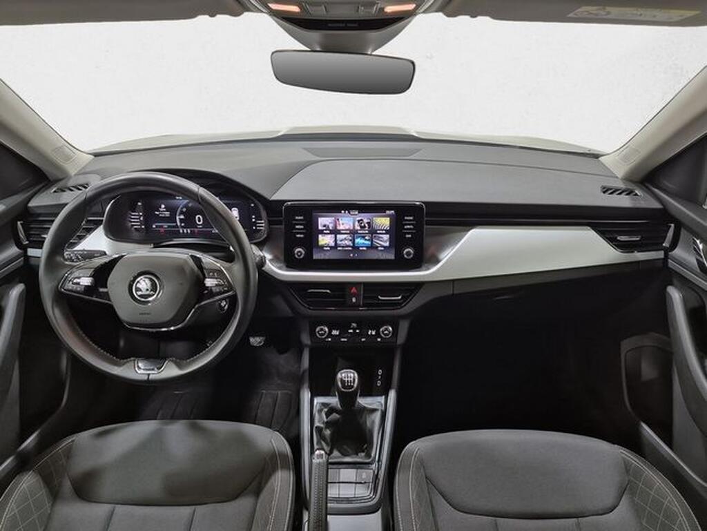 Skoda Kamiq 1.0 TSI 81kW (110CV) AMBITION Segunda mano