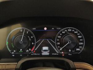 Volkswagen Touareg eHybrid Atmos 3.0 V6 TSI 280kW Tip 4M 18