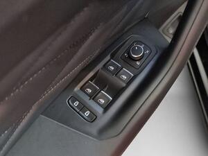Volkswagen Touareg eHybrid Atmos 3.0 V6 TSI 280kW Tip 4M 12