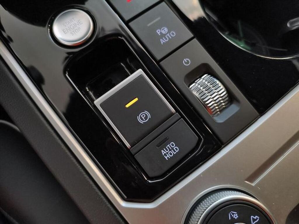 Volkswagen Touareg eHybrid Atmos 3.0 V6 TSI 280kW Tip 4M Segunda mano
