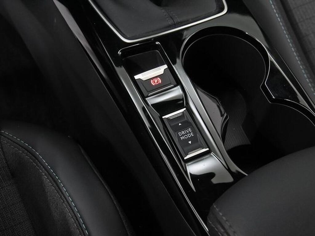 Peugeot 2008 2008 1.2 PURETECH 130 S&S ALLURE 5P 30