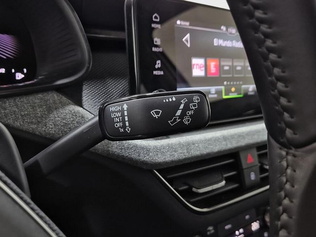 Skoda Kamiq ** KAMIQ 1.5 TSI SELECTION DSG 5P Segunda mano