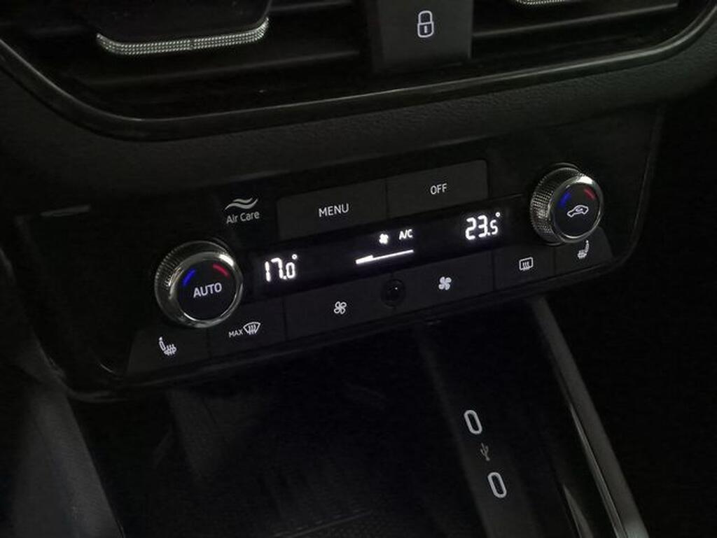 Skoda Kamiq ** KAMIQ 1.5 TSI SELECTION DSG 5P Segunda mano