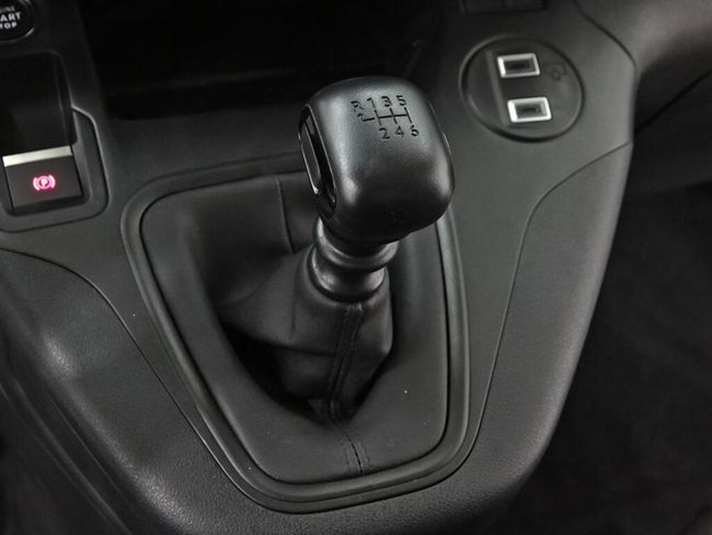 Opel Combo 100 Cv 1.5 Td S/S MT6 €6.4 Segunda mano