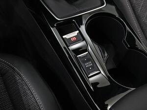 Peugeot 2008 2008 1.2 PURETECH 100 S&S ALLURE 5P 32