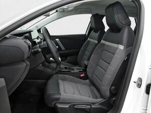 Citroën C4 * C4 1.2 PURETECH 130 PLUS 5P 8