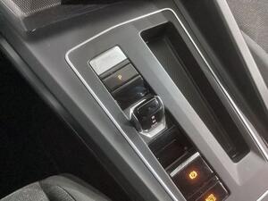 Volkswagen Golf ** GOLF 1.0 ETSI 110 DSG LIFE 5P 26