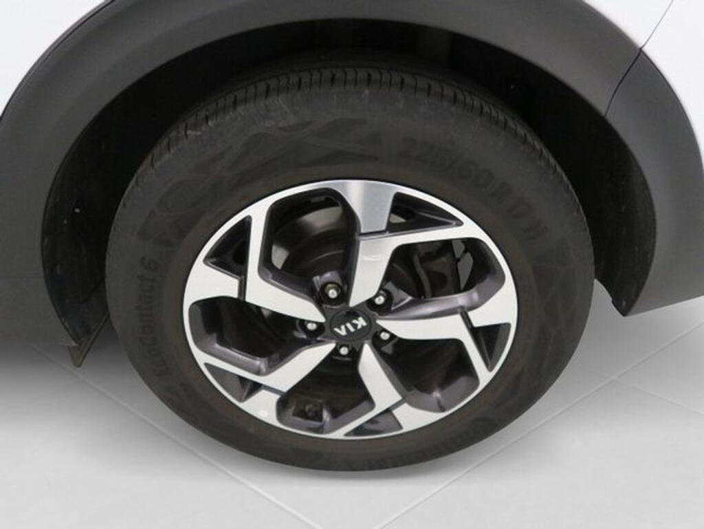 Kia Sportage 1.6 MHEV Drive 100kW (136CV) 4x2 Segunda mano