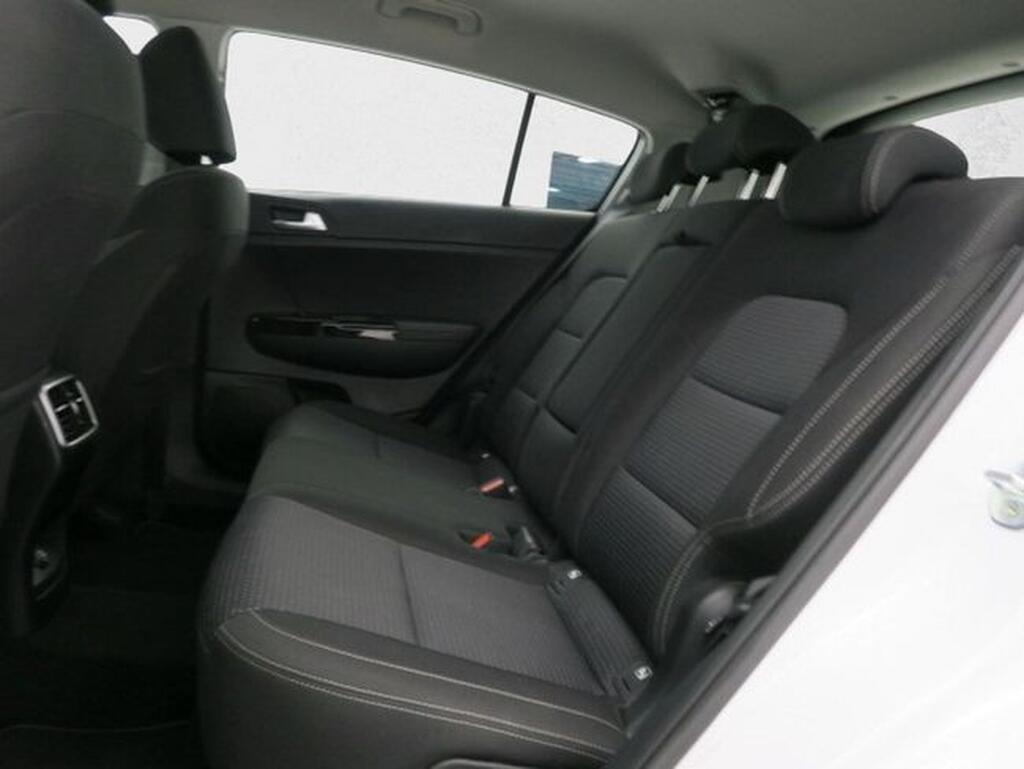 Kia Sportage 1.6 MHEV Drive 100kW (136CV) 4x2 Segunda mano