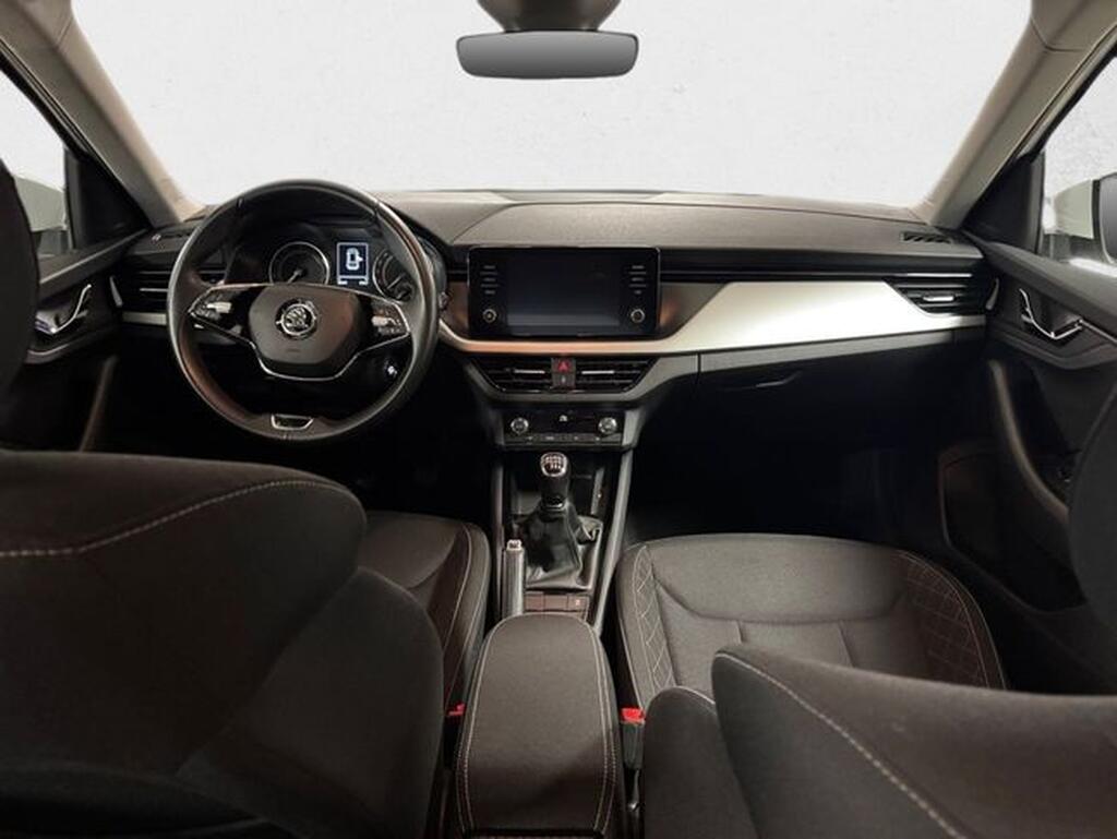 Skoda Kamiq 1.0 TSI 81kW (110CV) AMBITION Segunda mano