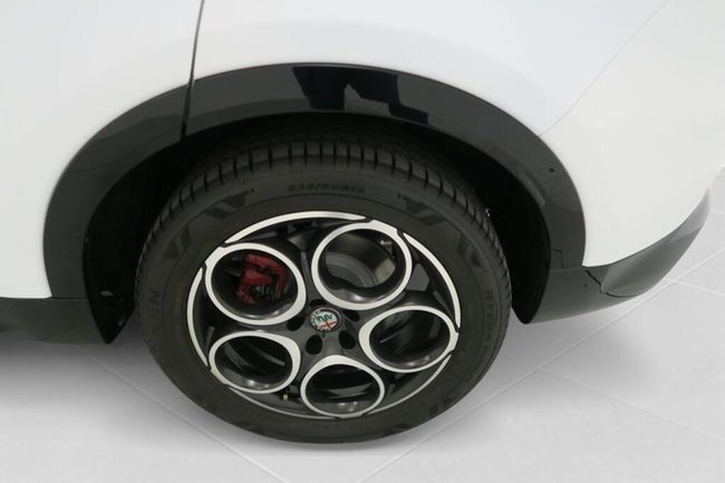 Alfa Romeo Tonale 1.3 Multi-air PHEV Ti Q4 Km0