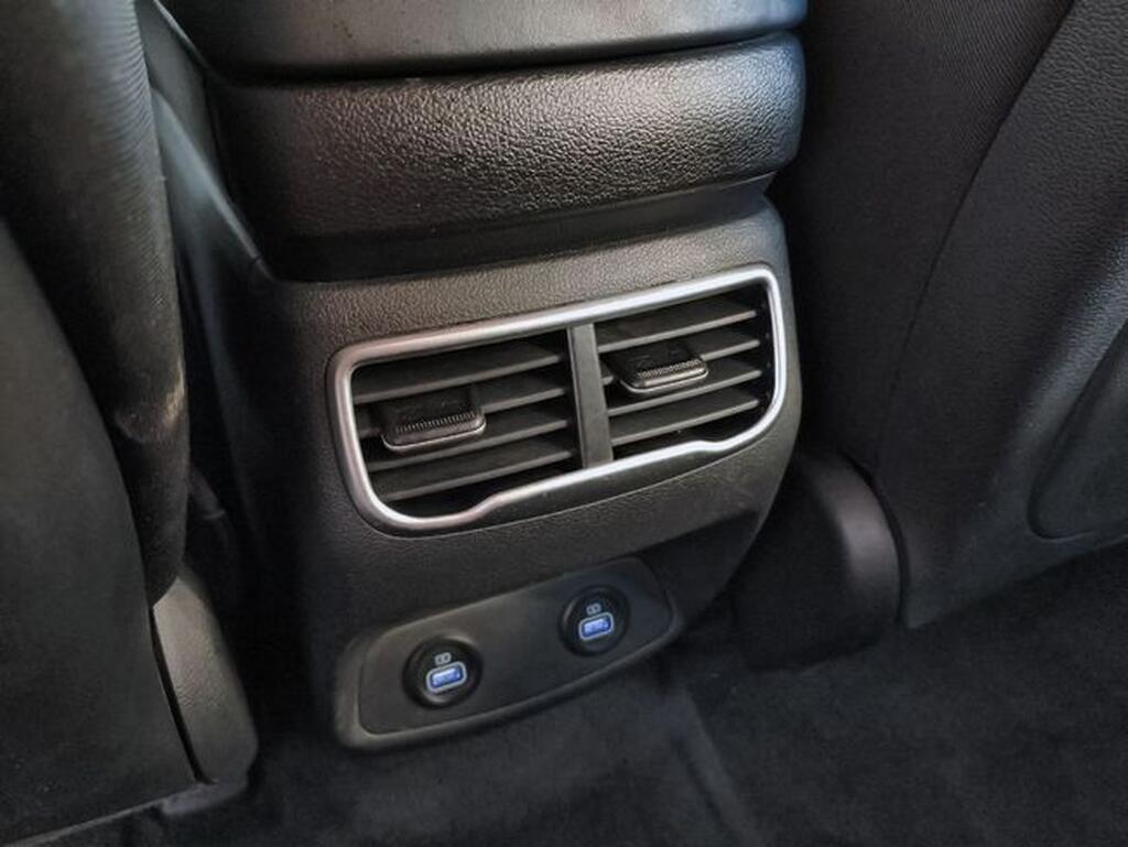 Hyundai Santa Fe 1.6 TGDi HEV Klass Auto 4x2 27