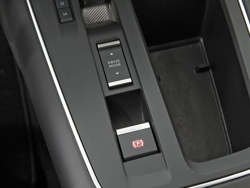 Citroën C5 Aircross HYBRID 100kW (136CV) e-DCS6 Plus 29