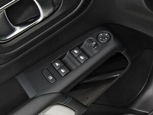 Citroën C5 Aircross HYBRID 100kW (136CV) e-DCS6 Plus 13