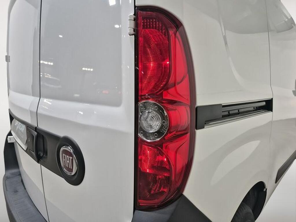 Fiat Doblo DOBLO CARGO 1.6 MJET 105 EU6D F L1H1 SX 4P Segunda mano