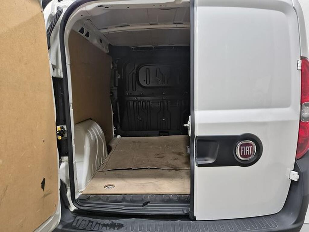Fiat Doblo DOBLO CARGO 1.6 MJET 105 EU6D F L1H1 SX 4P Segunda mano