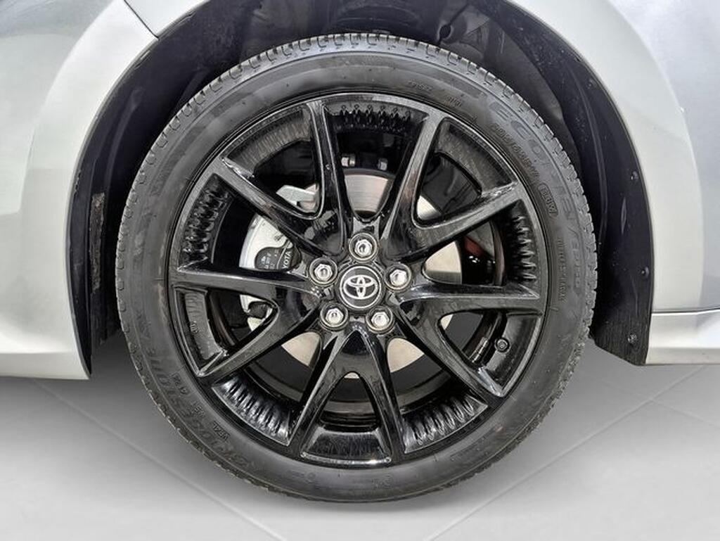 Toyota Yaris 1.5 120H Style Plus Segunda mano