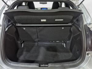 Toyota Yaris 1.5 120H Style Plus 9