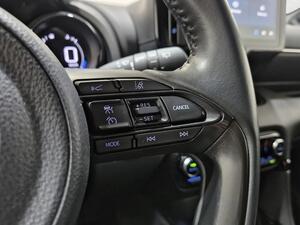 Toyota Yaris 1.5 120H Style Plus 18