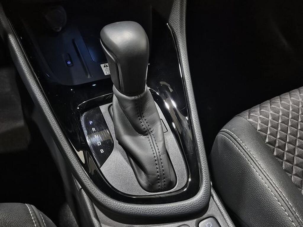 Toyota Yaris 1.5 120H Style Plus Segunda mano