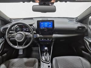 Toyota Yaris 1.5 120H Style Plus 6