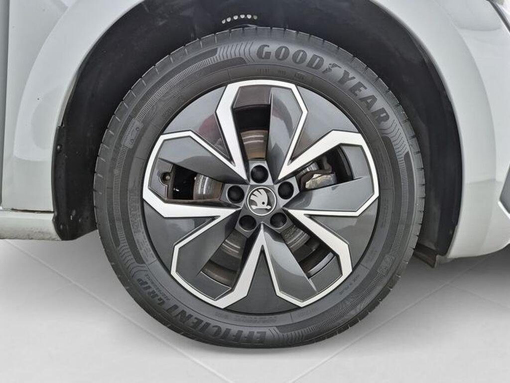 Skoda Scala 1.0 TSI 85KW (115CV) DESIGN Segunda mano