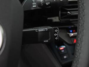 Nissan Micra BEV 55KWH TEKNA AUTO 5P 18