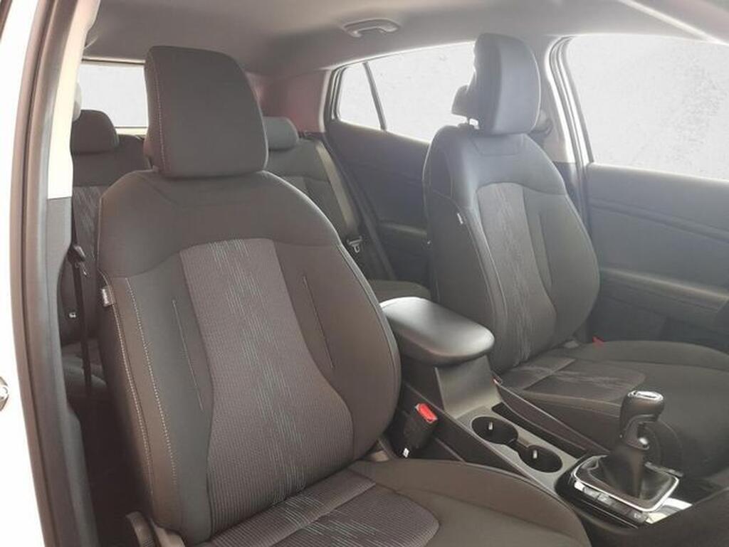 Kia Sportage 1.6 T-GDi MHEV 110kW (150CV) Drive 4x2 Segunda mano