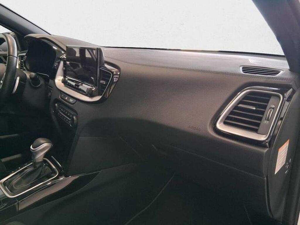 Kia XCeed 1.5 MHEV iMT Tech 118kW (160CV) 11