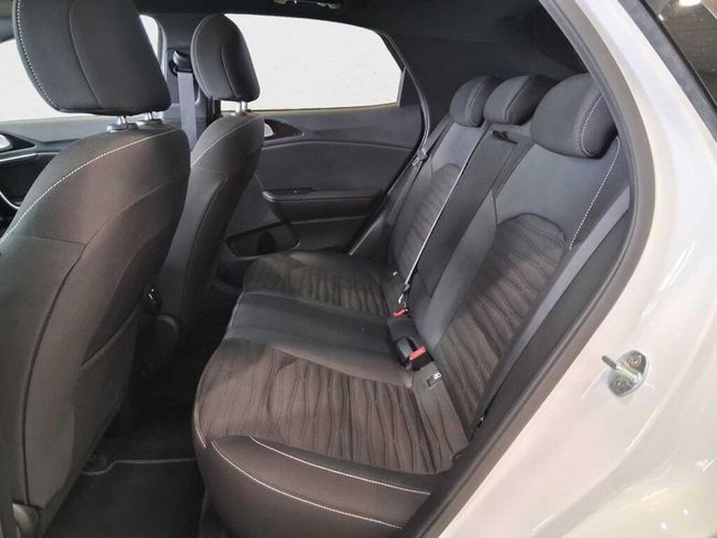 Kia XCeed 1.5 MHEV iMT Tech 118kW (160CV) 16