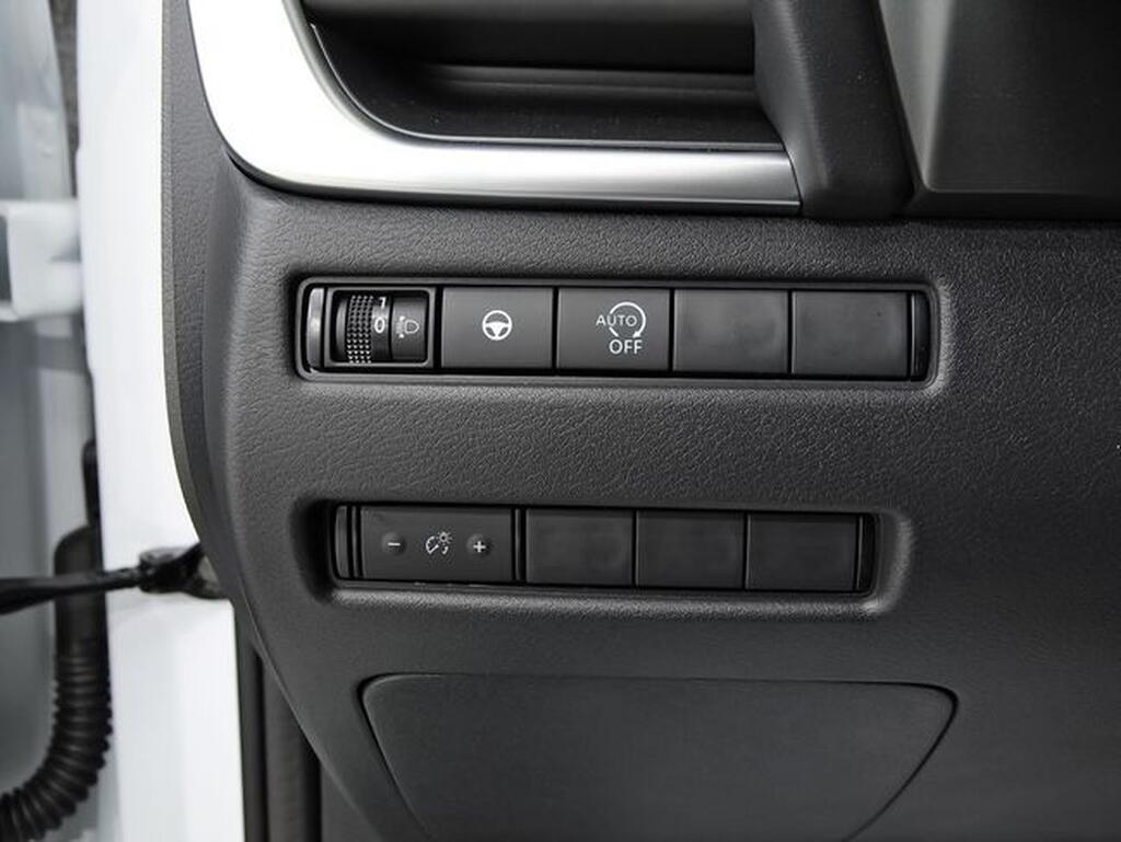 Nissan Qashqai DIG-T 103kW N-Connecta 13