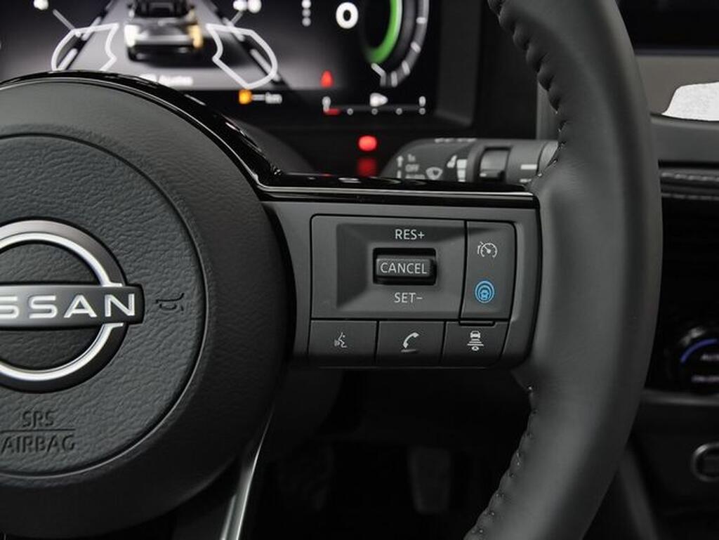 Nissan Qashqai DIG-T 103kW N-Connecta 18