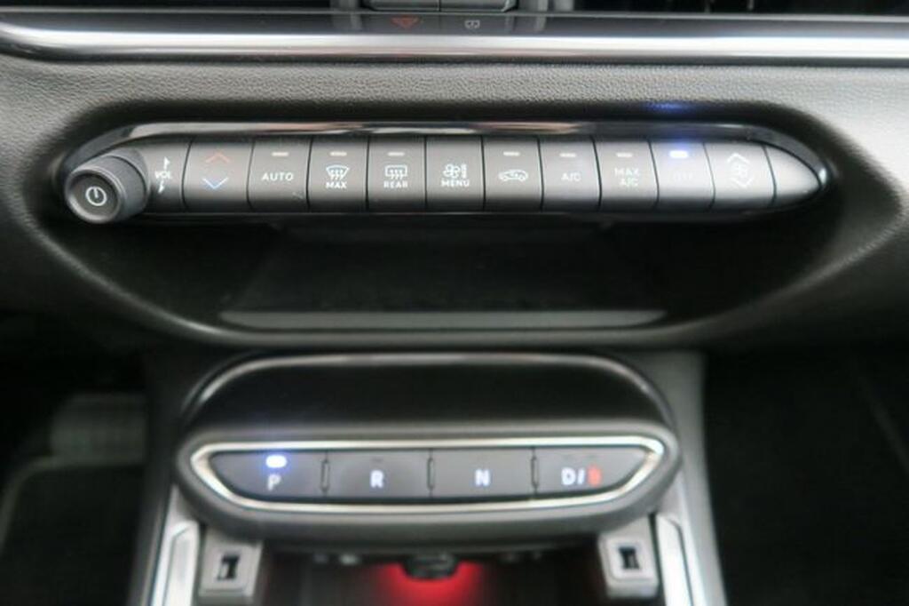 Fiat 600 600e RED 54kwh 115kw (156cv) Segunda mano