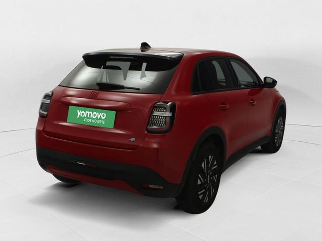 Fiat 600 600e RED 54kwh 115kw (156cv) Segunda mano