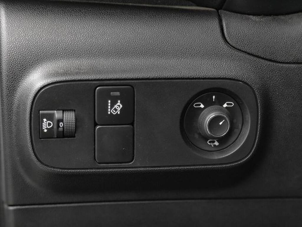 Citroën C3 PureTech 60KW (83CV) SHINE Segunda mano