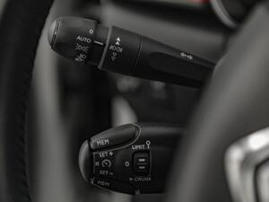 Citroën C3 PureTech 60KW (83CV) SHINE 12