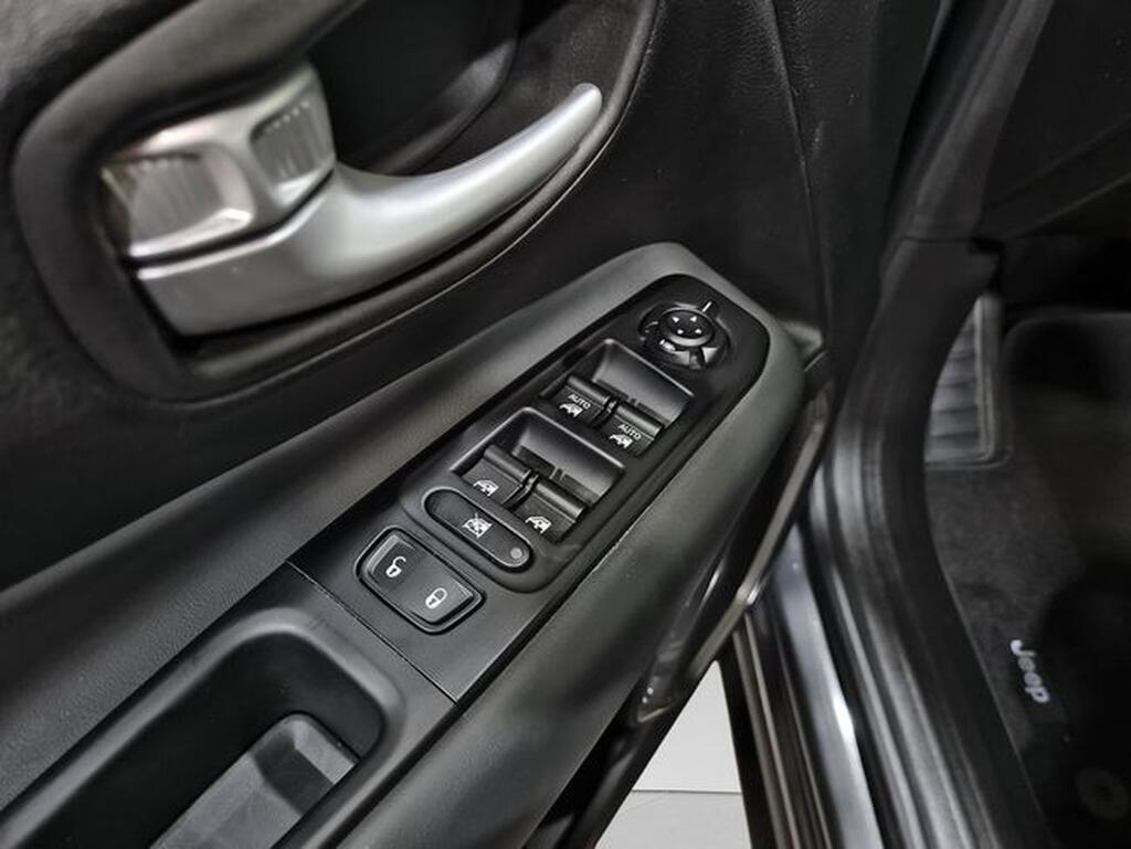 Jeep Renegade eHybrid Altitude 1.5 MHEV 130hp Dct Fwd Segunda mano