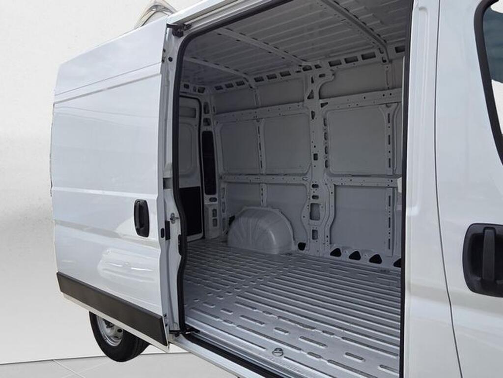 Fiat Ducato DUCATO FG 2.2 MULTIJET 140 35 L2H2 4P Segunda mano